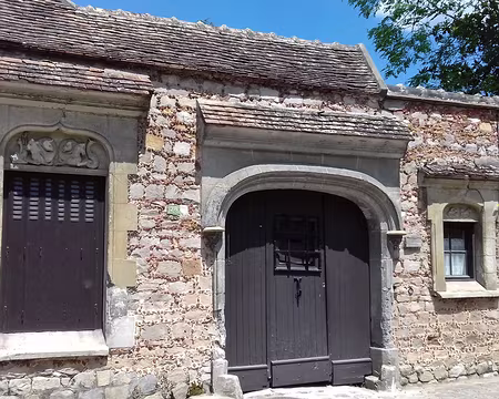 033 Maison néogothique