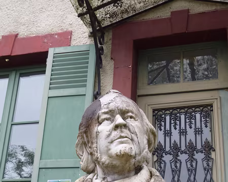 P1190257 Honoré Daumier (1808-1879), peintre, caricaturiste mort à Valmondois