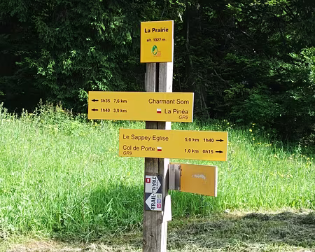 10 départ pour Charmant Som par la Pinéa