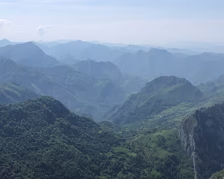 IMG_5453 Vue sur les montagnes