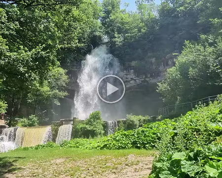 044 La même cascade après les 90 minutes de grosses pluies orageuses