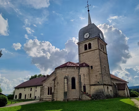 058 Le lac de l'Abbaye, appelé aussi « lac de Grandvaux » ou « lac de Grande Rivière », doit son nom à l'abbaye dépendante de celle de Saint-Claude installée sur...