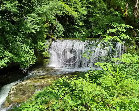 112 Sur Iphigénie, cette cascade serait la vraie. Elles sont distantes de 300 m