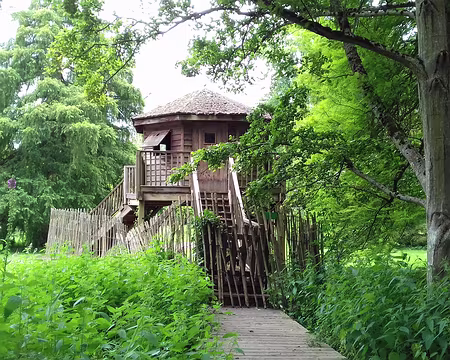 028 Cabane perchée près du Jardin des Aulnes