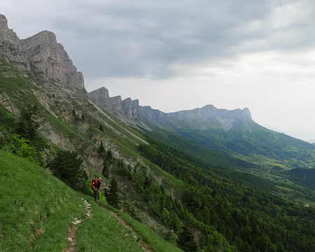 P1170802 Dans le rétroviseur vers la Grande Moucherolle depuis les lacets du balcon Est au niveau Malaval.
