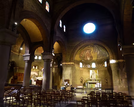 P1190525 Intérieur romano-bysantin
