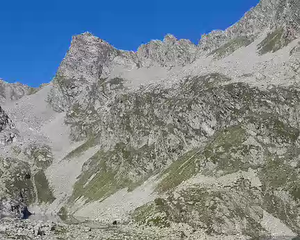 20240723_114915 J3 - Aller-retour en boucle au départ du refuge d'Estom pour les lacs d'Estibe Aute