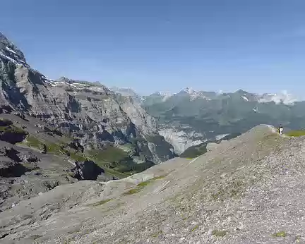 090 Arrivée sous l'Eiger par le téléphérique Eiger Express