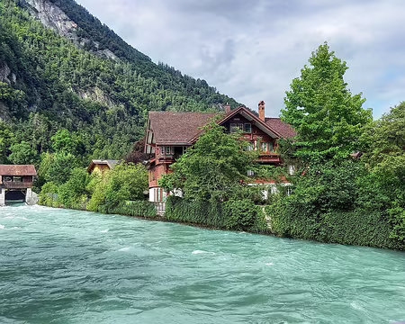 20240722_165511-01 L'Aare à Interlaken