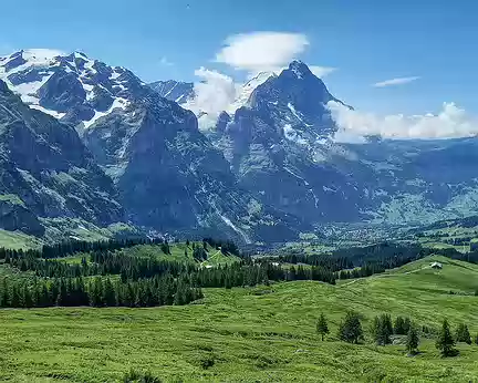 20240723_130518-01 Grindelwald aux pied de l'Eiger.