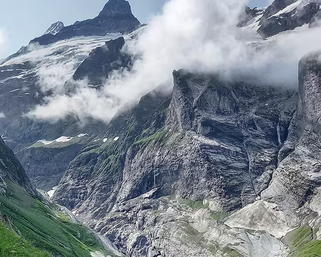 20240724_102304-01 Le Schreckhorn 4078 m en vue.