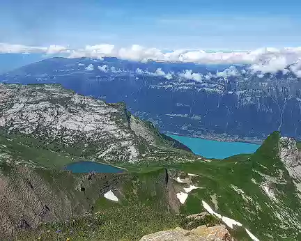 20240725_121912-01 Le petit Sägistalsee et le Brienzersee.