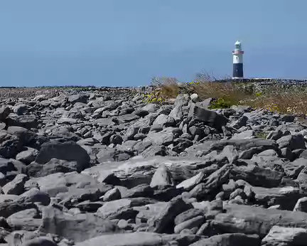 BW_225 Le phare d’Inish Oírr à l’extrémité sud de l’île.