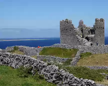 BW_235 Le château O’Brien à Inish Oírr.