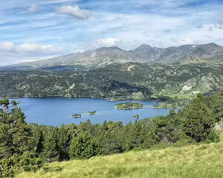 20240713_101757-01 Les Bouillouses et le Carlit, face est.