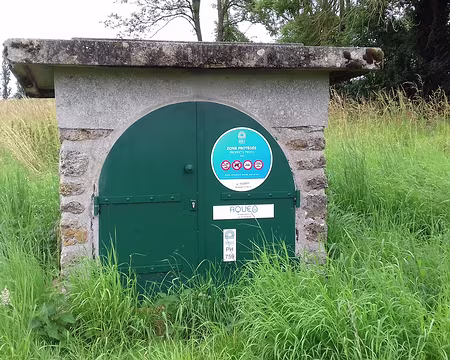 012 Regard sur l’aqueduc de la Dhuis. Construit en 1865, cet aqueduc alimentait Paris en eau potable