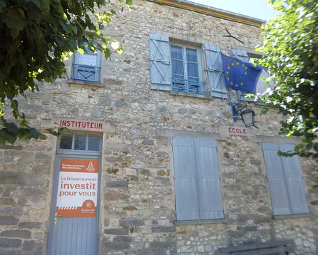 P1190844 Mairie, Torfou