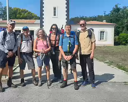 20240831_120716 Le groupe au complet : Pascal, Pierre, Virginie, Marion, Frédéric et Stanislas.