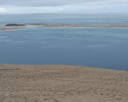 20240907_093213 Du sommet de la dune, le banc d'Arguin ...