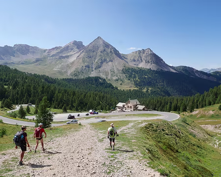 20240808-16h07m42s-P1180128-V3 Arrivée au refuge Napoléon du col de l'Izoard pour notre dernière demi-pension.