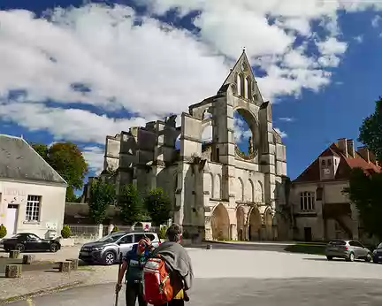 a00d Les ruines de l'abbatiale Notre-Dame.