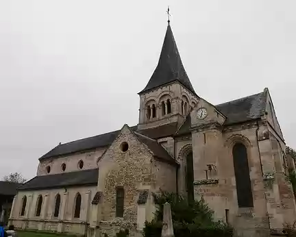 a00h Église Notre-Dame de Monthiers.