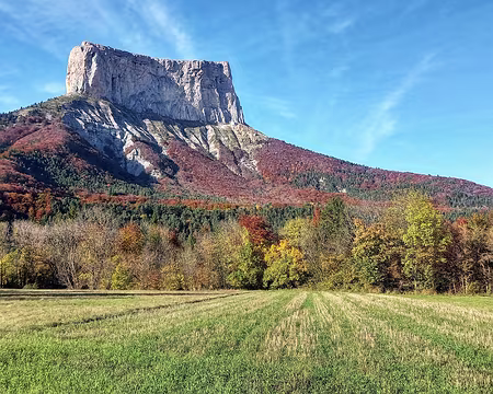 20241020_162744-01 Toujours le Mont-Aiguille, face sud-est.