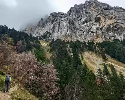 20241024_100455-01 Le Mont-Aiguille, plus près.