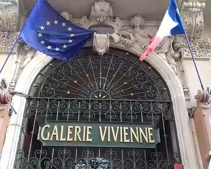 019 Entrée de la galerie Vivienne, rue des Petits Champs