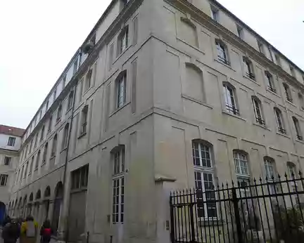 P1200218 Ancien couvent des Bénédictines du Bon-Secours, rue de Charonne