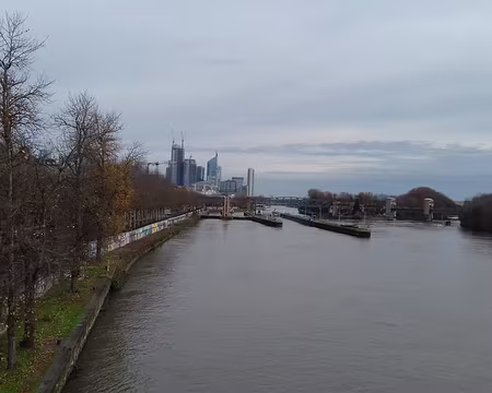 004 L’écluse et le barrage de Suresnes