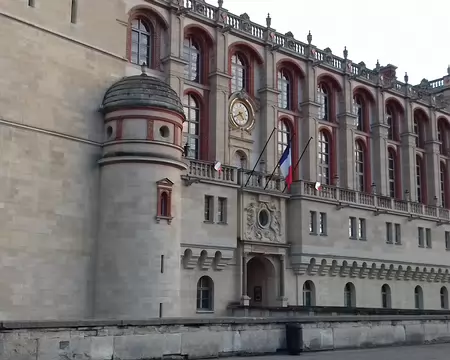 043 Le Château-Vieux de François Ier, aujourd’hui Musée d’Archéologie Nationale (MAN). Merci Martine pour cette belle randonnée d’un château à l’autre