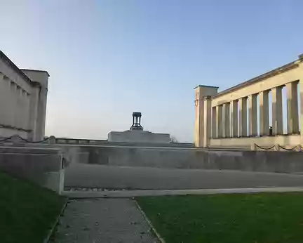 P1200250 Le Mémorial de Pennsylvanie édifié en 1927 à Varennes-en-Argonne