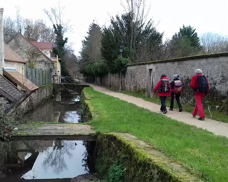 043 Chemin le long de la rivière aux Tanneurs (Chevreuse)