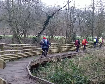 011 Sur les planches (chemin rural n° 22) le long de la Bièvre