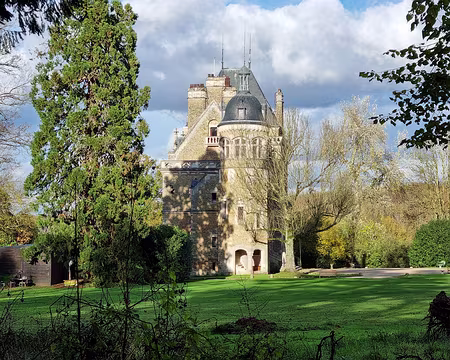 027 Le château de Méridon