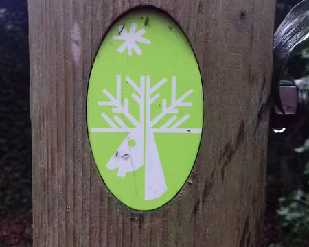 019 Logo du parc naturel régional (PNR) de la Haute Vallée de Chevreuse créé en 1985