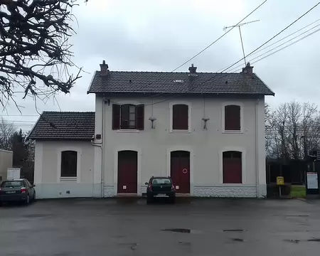 043 Fin de la randonnée à la gare de Chartrettes. Merci Gilles pour cette belle découverte du parc de Livry