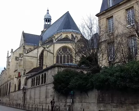 004 Le chevet de l’église Saint-Etienne-du-Mont, consacrée en 1626, vu de la rue Clovis