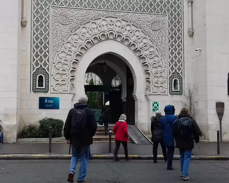 028 L’entrée de la Grande Mosquée construite après la première guerre mondiale …