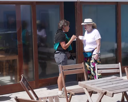 Nos organisatrices en conciliabule...