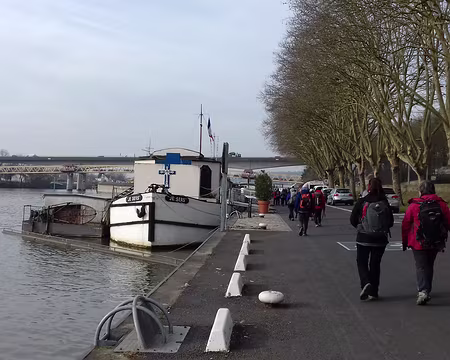 023 Le bateau-chapelle des bateliers « Je sers », quai de la République, inauguré en 1936