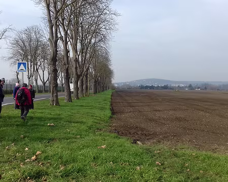 029 C’est sur cette route rectiligne que Camille Jenatzy a battu le record mondial de vitesse automobile (100 km/h) le 29 avril 1899