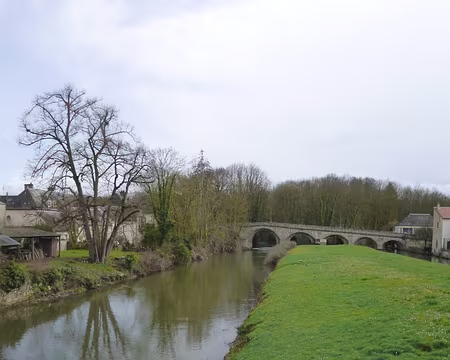 P1200868 Le Guéreau et le Pont rouge, XVIIè s., Maintenon