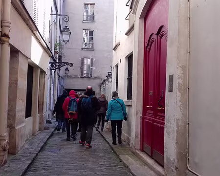 036 L’étroit passage Saint-Paul derrière l’église