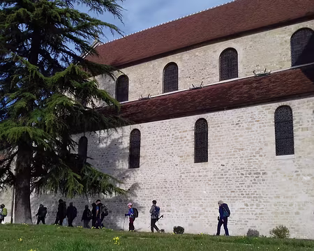 007 La nef basilicale (XIème siècle) de l’église Saint-Michel (Juziers)