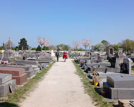 028 Le cimetière d’Auvers-sur-Oise sur les hauteurs du village