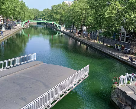 028 Ouverture du pont tournant de la rue Dieu vue de la passerelle Alibert …