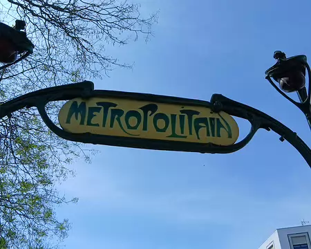 038 Edicule Guimard de la station de métro Richard Lenoir (1906)