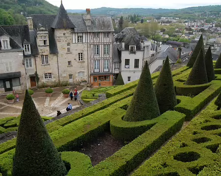 DSC_0014 Terrasson: Place du Conventionnel Bouquier